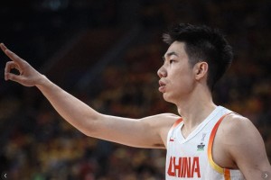 爱游戏体育官方网站-丁彦雨航，多么“奇葩”的国产球员