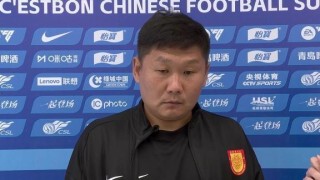 赵震：中场休息刘建业与罗斯的对峙，其实是刘建业有意为之